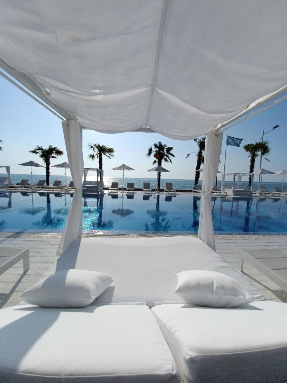 Апартаменты Luxury Oasis Чакви Экстерьер фото